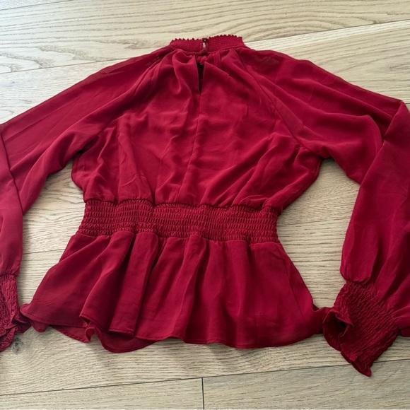 1State Red Women's Top - Picture 2 of 5